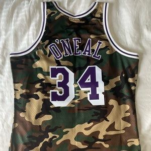Mitchell & Ness Swingman Collection Shaquille O’Neal Los Angeles Lakers Jersey